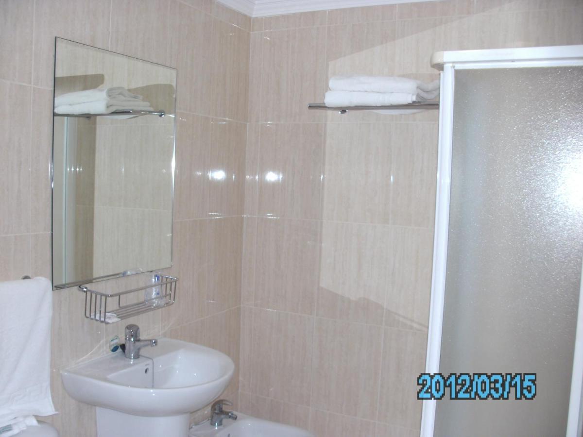 Hotel La Duquesa Pinos Genil Room photo